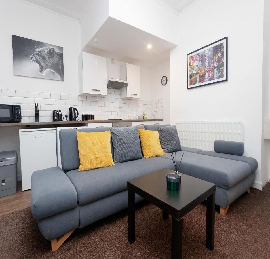 Kirkstall House Λιντς Εξωτερικό φωτογραφία